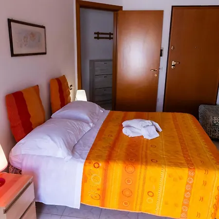 Casa Etruria - 1 Min - Lungomare Marconi - Wifi - Aria Condizionata *