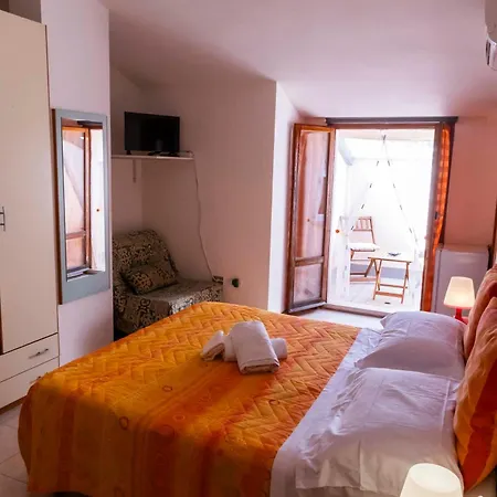 Apartment Casa Etruria - 1 Min - Lungomare Marconi - Wifi - Aria Condizionata