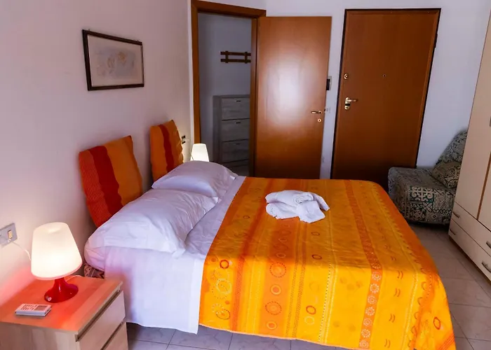 Casa Etruria - 1 Min - Lungomare Marconi - Wifi - Aria Condizionata *