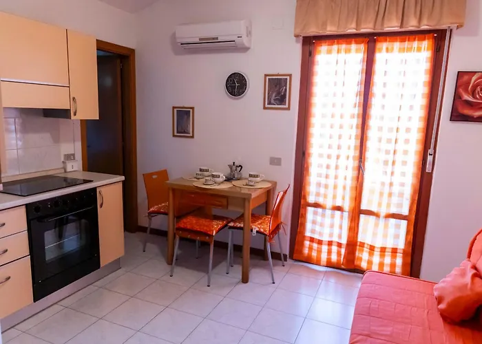 Casa Etruria - 1 Min - Lungomare Marconi - Wifi - Aria Condizionata Alba Adriatica