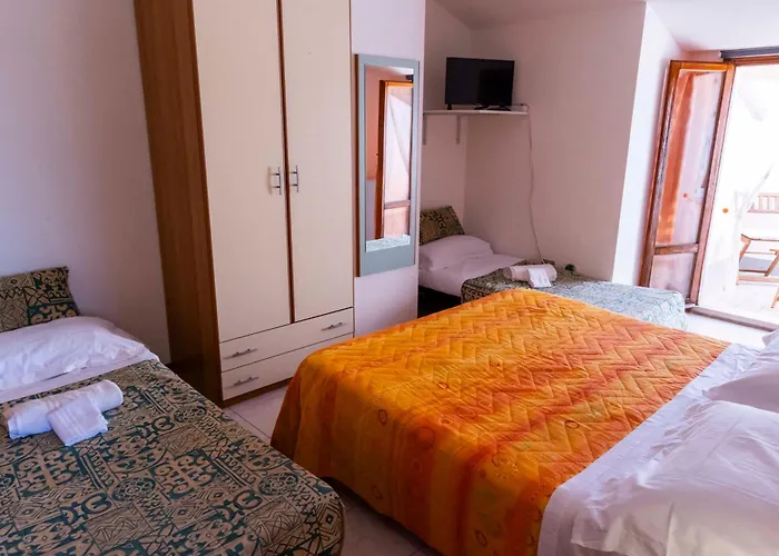 Apartament Casa Etruria - 1 Min - Lungomare Marconi - Wifi - Aria Condizionata