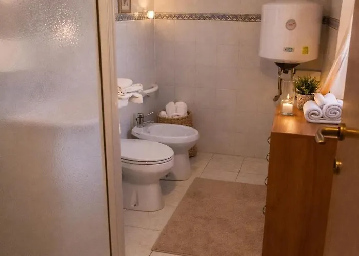 Apartment Casa Etruria - 1 Min - Lungomare Marconi - Wifi - Aria Condizionata *