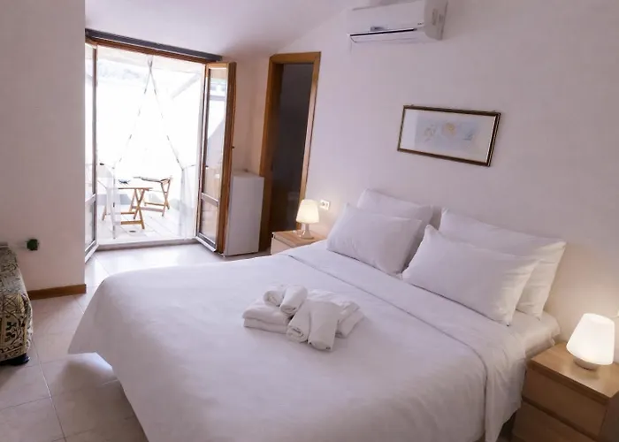 Apartment Casa Etruria - 1 Min - Lungomare Marconi - Wifi - Aria Condizionata *